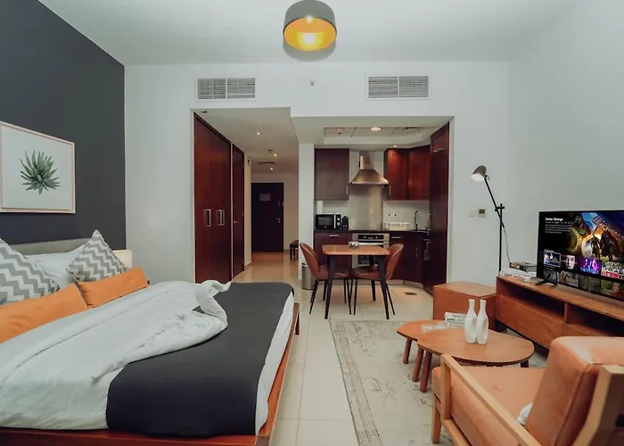 Elegant Studio Downtown 5 Minute Walk To Burj Khalifa & Dubai Mall
